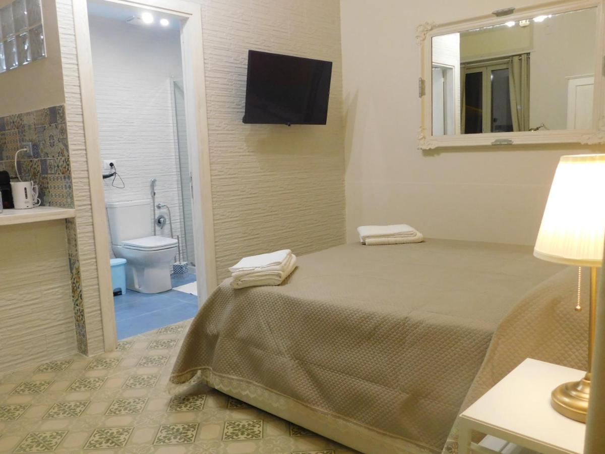 ニコロージ Althea Etna Garden Bed & Breakfast エクステリア 写真