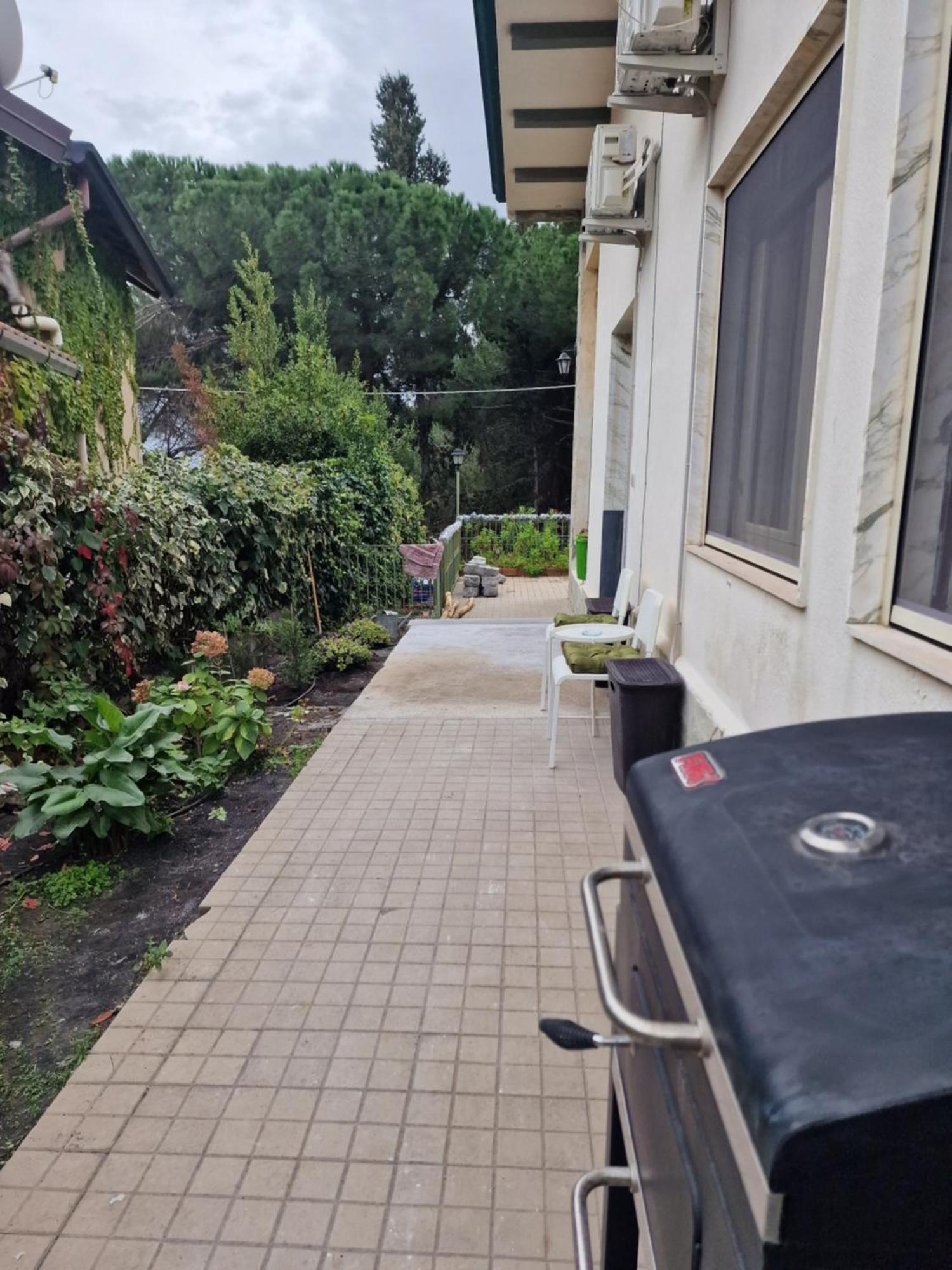 ニコロージ Althea Etna Garden Bed & Breakfast エクステリア 写真