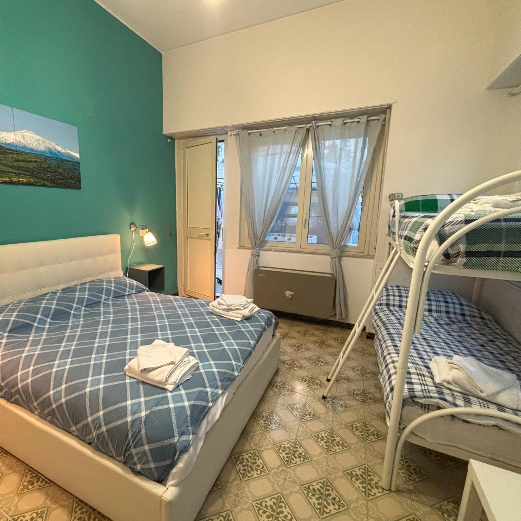 ニコロージ Althea Etna Garden Bed & Breakfast エクステリア 写真